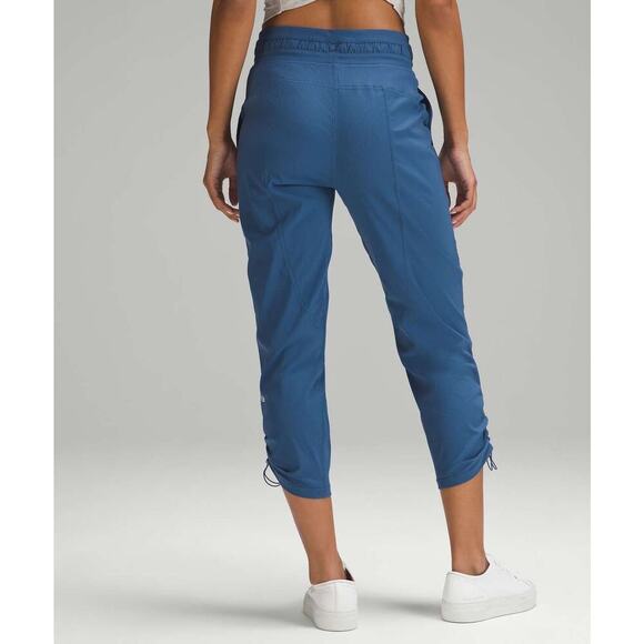 Lululemon Dance Studio Mid-Rise Cropped Gym Pants Pitch Blue Swift Size 4 - Picture 3 of 15